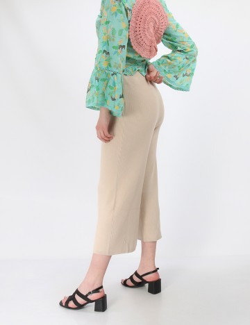 Pantaloni Bershka, crem