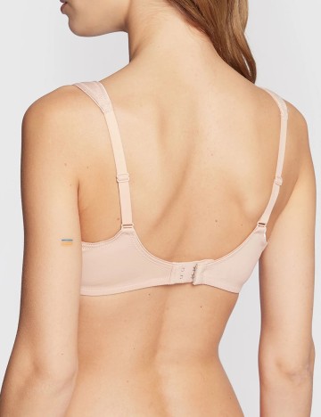 Sutien Triumph, nude