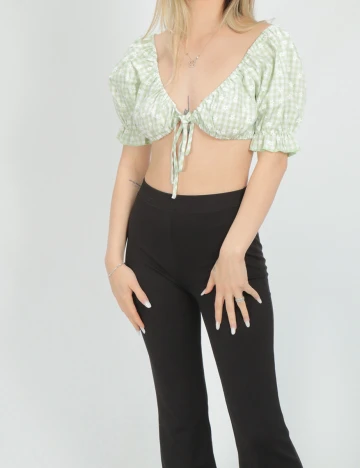 Top SHEIN, verde