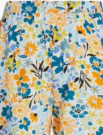 Pantaloni scurti Vila, floral