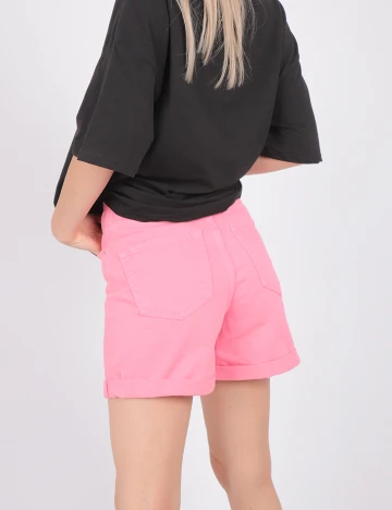Pantaloni scurti Stradivarius, roz