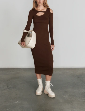 Rochie medie Reserved, maro inchis Maro
