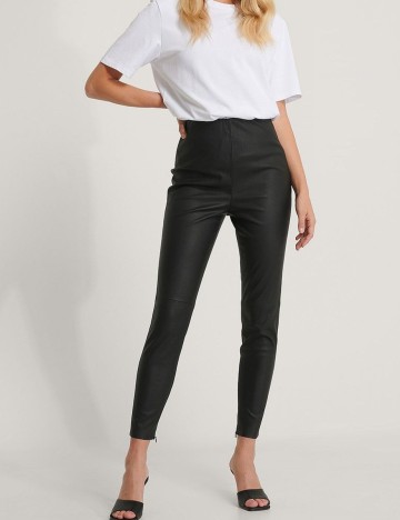 Pantaloni NA-KD, negru