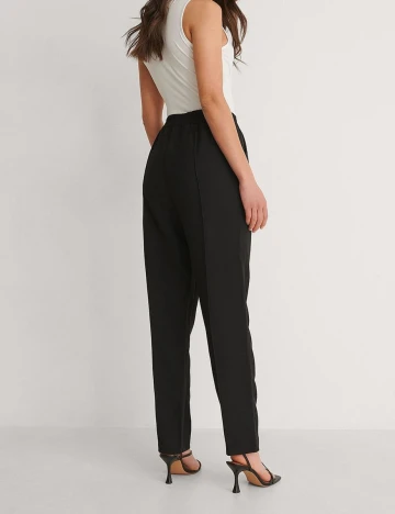 Pantaloni NA-KD, negru
