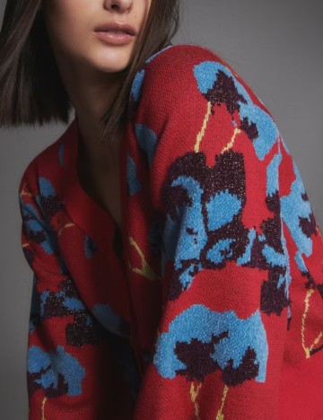 Cardigan Reserved, rosu