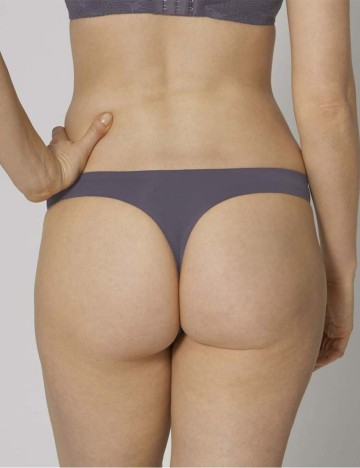Chilot Tanga Triumph, mov