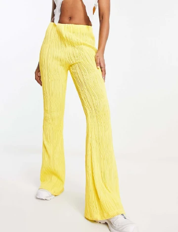 Pantaloni Annorlunda, galben