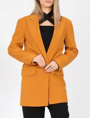 Sacou ASOS, maro