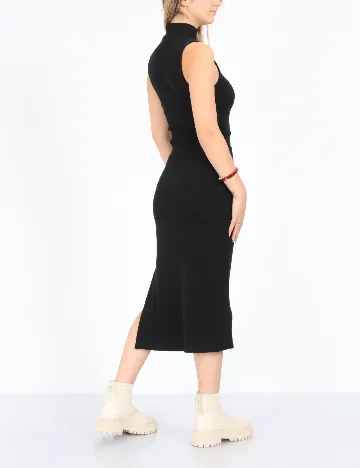 Rochie medie Stradivarius, negru Negru