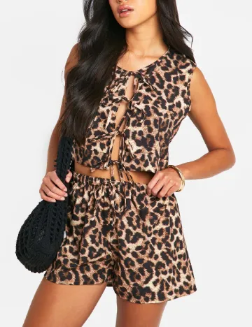 Compleu Boohoo, animal print