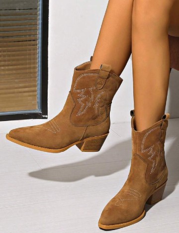 Ciocate SHEIN, maro