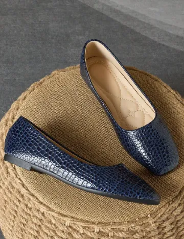 Balerini SHEIN, bleumarin