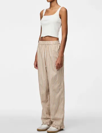 Pantaloni Pieces, maro