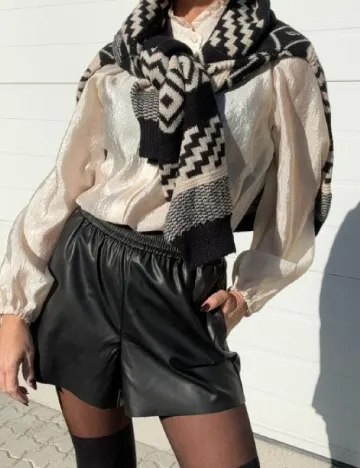 Pantaloni scurti Vero Moda, negru Negru