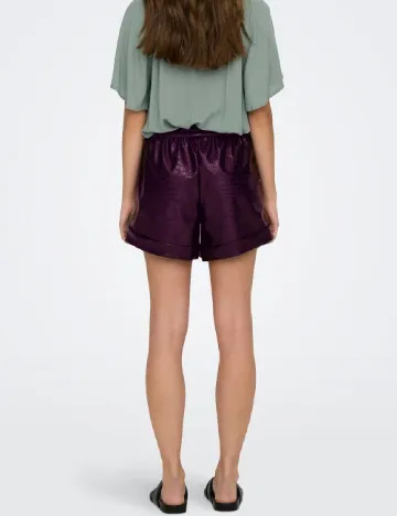 Pantaloni scurti Only, pruna Mov