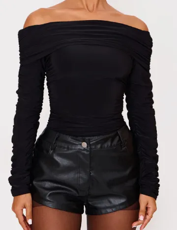 Bluza PRETTYLITTLETHING, negru