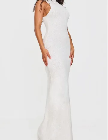 Rochie lunga PRETTYLITTLETHING, alb