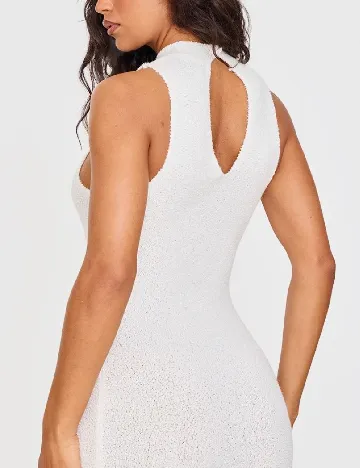 Rochie lunga PRETTYLITTLETHING, alb