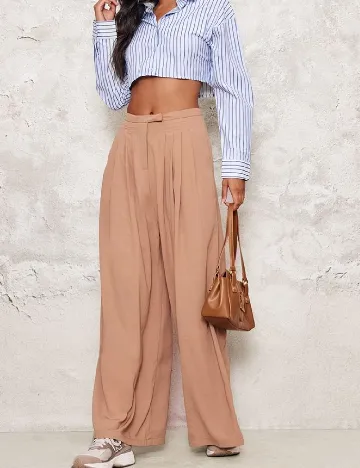 Pantaloni PRETTYLITTLETHING, maro