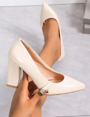 Pantofi SHEIN, crem