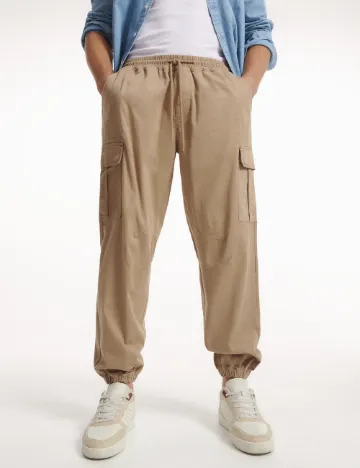 Pantaloni Reserved, maro Maro