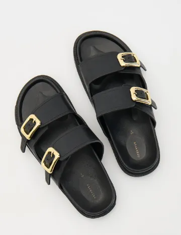 Slapi Reserved, negru Negru