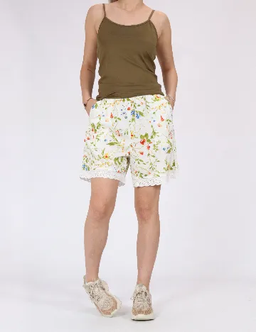 Pantaloni scurti Vero Moda, alb Alb