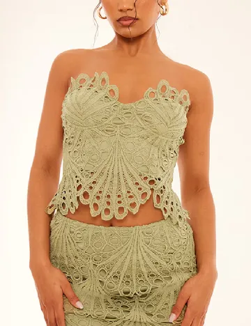Top PRETTYLITTLETHING, verde Verde