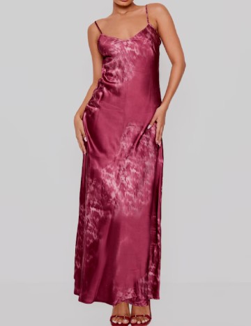 Rochie lunga PRETTYLITTLETHING, visiniu