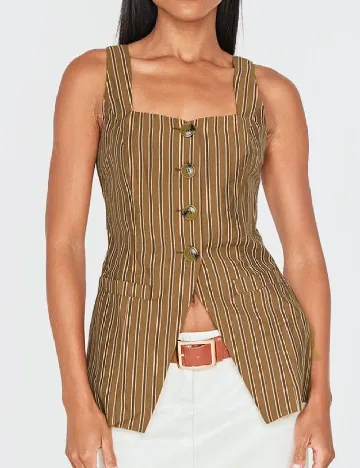 Vesta PRETTYLITTLETHING, maro