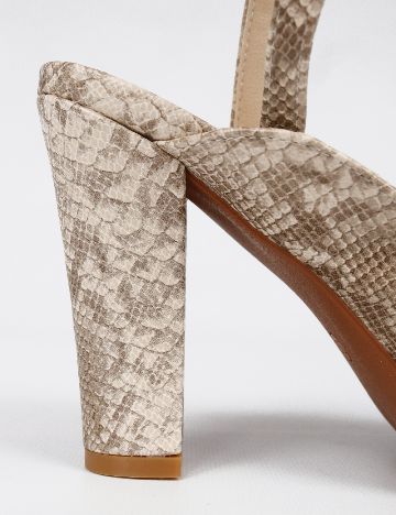 Pantofi SHEIN, bej