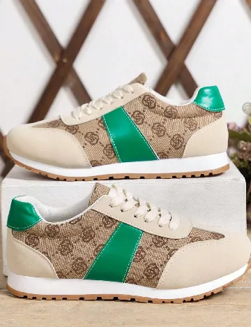 Adidasi SHEIN, mix culori