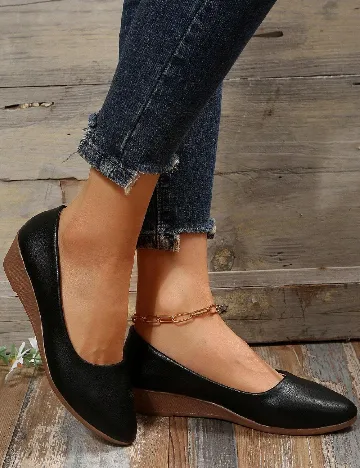 Pantofi SHEIN, negru