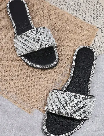 Slapi SHEIN, negru