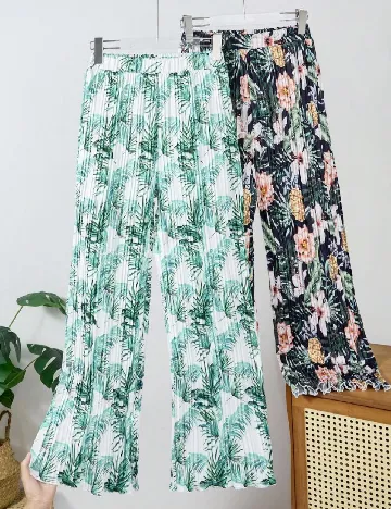 Set pantaloni 2 perechi Shein Kids, mix culori