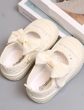 Pantofi Shein Kids, crem
