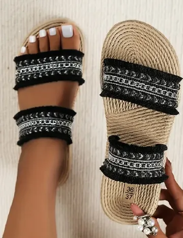Slapi SHEIN, negru