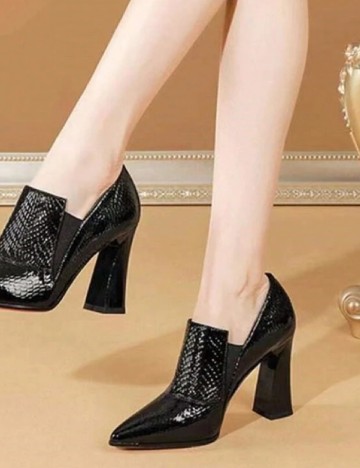 Pantofi SHEIN, negru