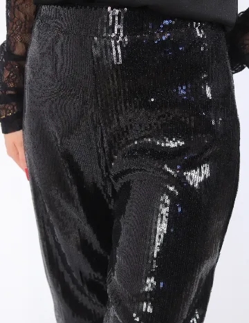 Pantaloni Kaiia, negru Negru