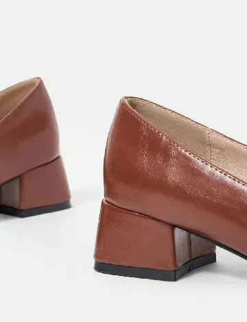 Pantofi SHEIN, maro