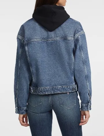 Jacheta Guess, albastru