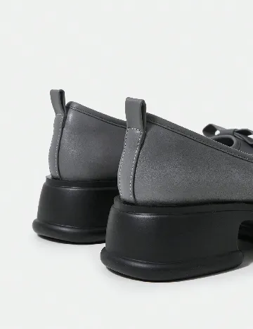 Balerini SHEIN, gri