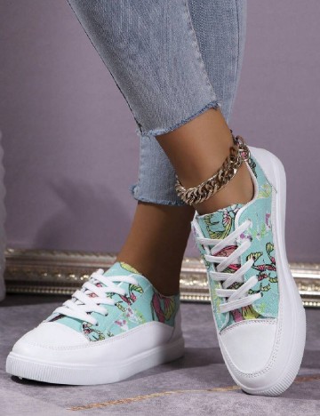 Adidasi SHEIN, mix culori