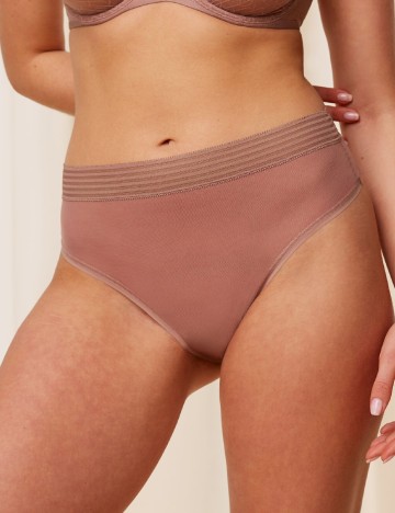 Chilot Triumph, roz