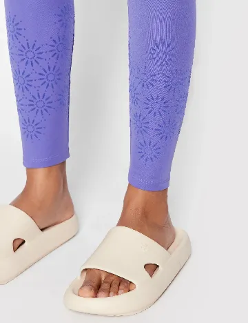 Colanti Desigual, mov