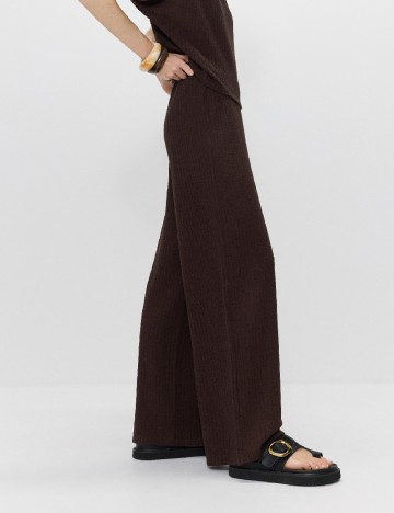 Pantaloni Reserved, maro