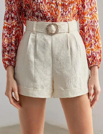 Pantaloni scurti SHEIN, ecru
