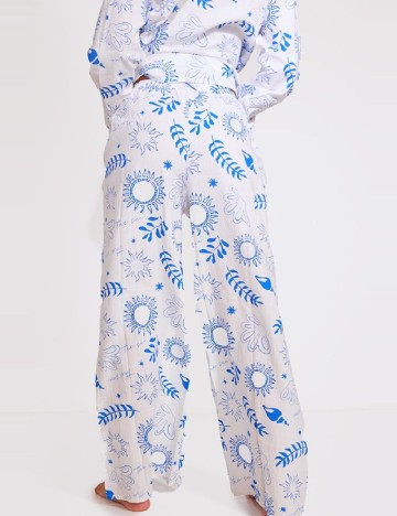 Pantaloni PRETTYLITTLETHING, alb