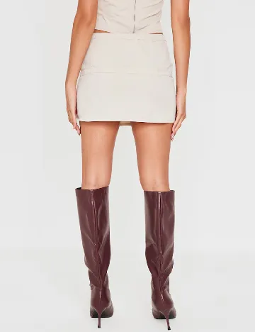 Fusta PRETTYLITTLETHING, bej