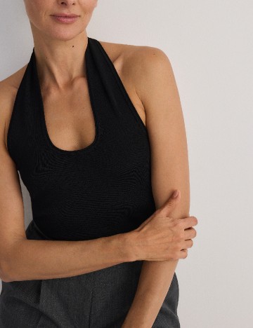 Top Reserved, negru